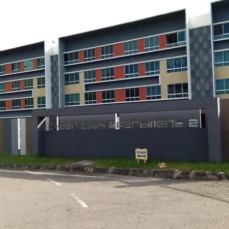 Cozy Budget Homestay @ Cyber City Apartment 2